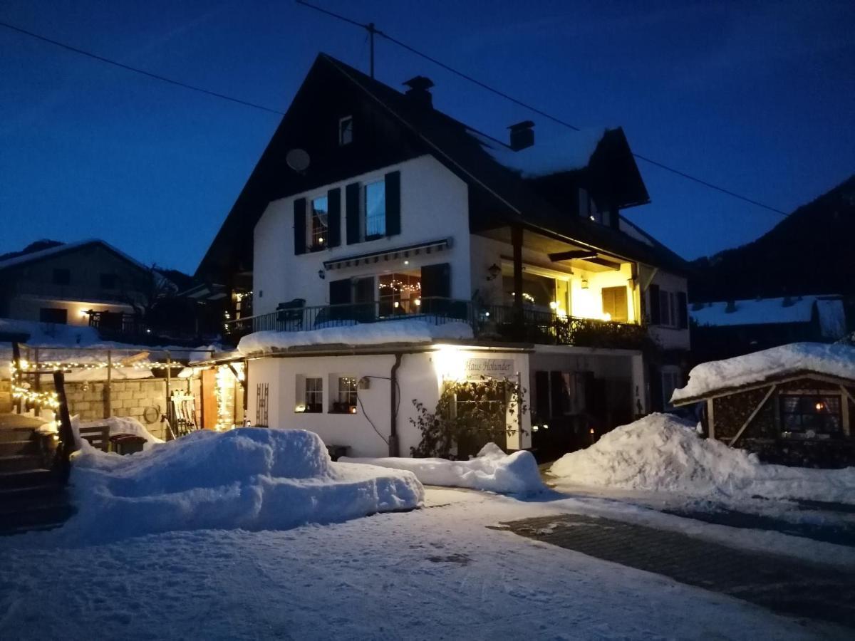 Haus Holunder Weissbriach Apartamento Exterior foto
